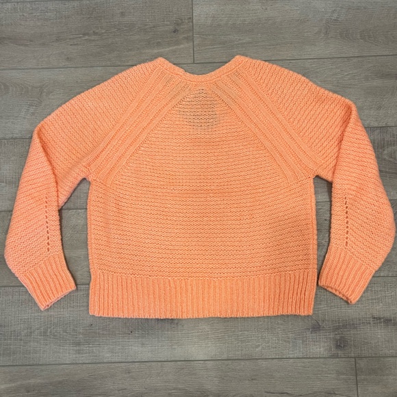 Universal Thread Sweater - Picture 3 of 7